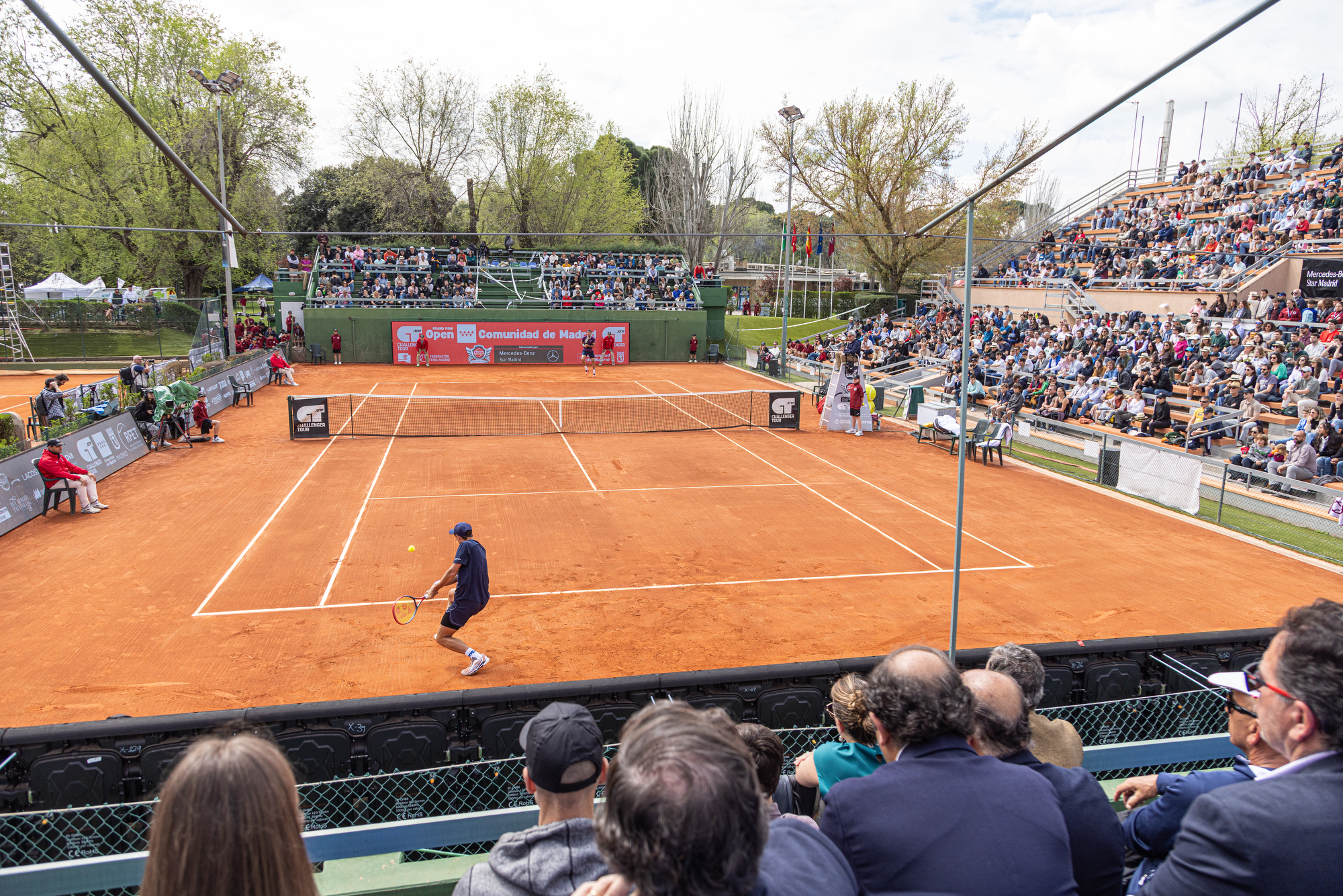 Pista central de tenis del Club de Campo Villa de Madrid. Foto: Miguel Ángel Ros / CCVM