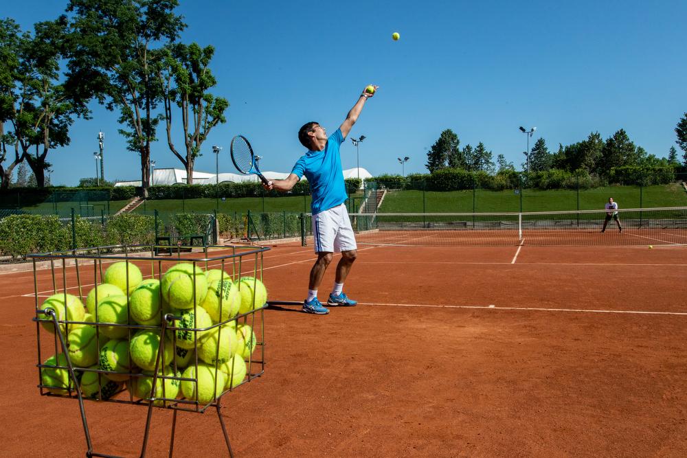 Jugadores de tenis en el Club de Campo Villa de Madrid. Foto: Miguel Ros