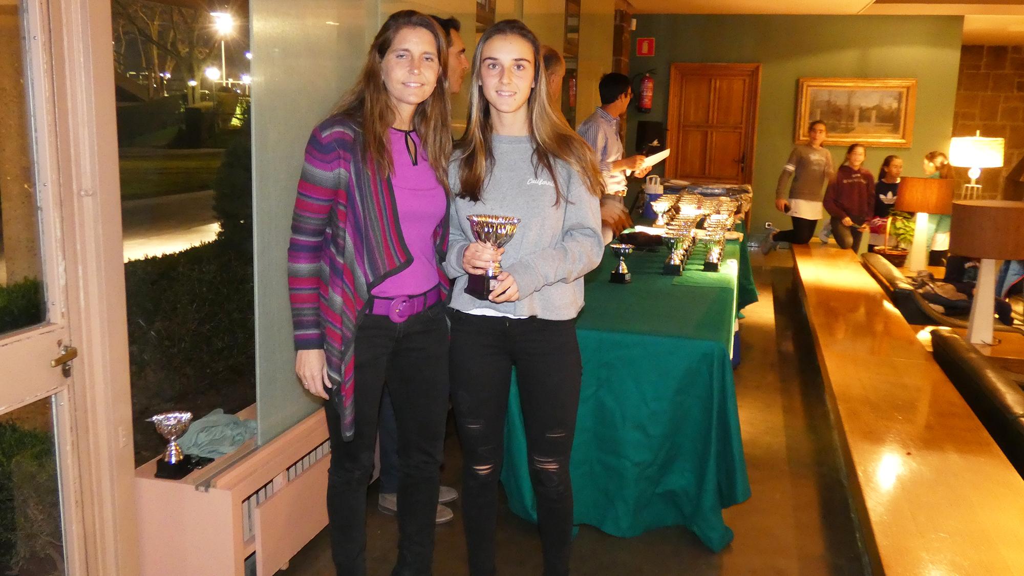 Alejandra Vilariño y Eva Beyebach, campeona absoluta