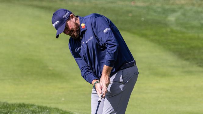 Putt del golfista irlandés Shane Lowry. Foto: Miguel Ángel Ros / RCCVM