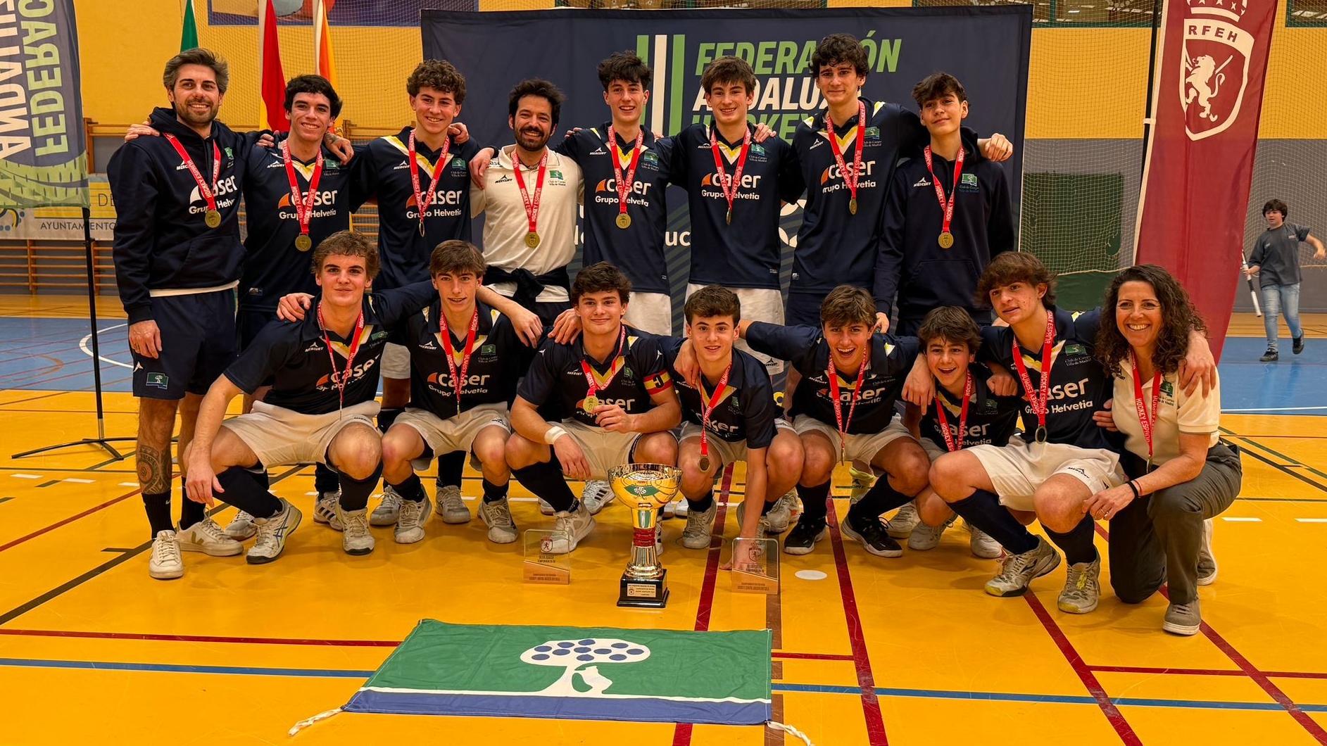 Equipo RCCVM juvenil, campeón de España de hockey sala.