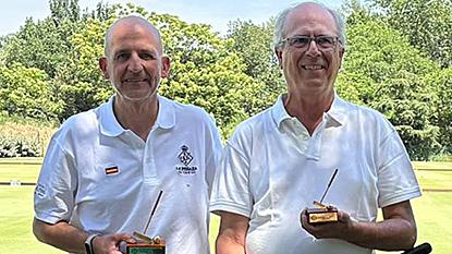 Juan Carlos Sarasa, campeón, y Fernando Jiménez Sánchez (dcha.), subcampeón, del Campeonato España Tier 4E de croquet.