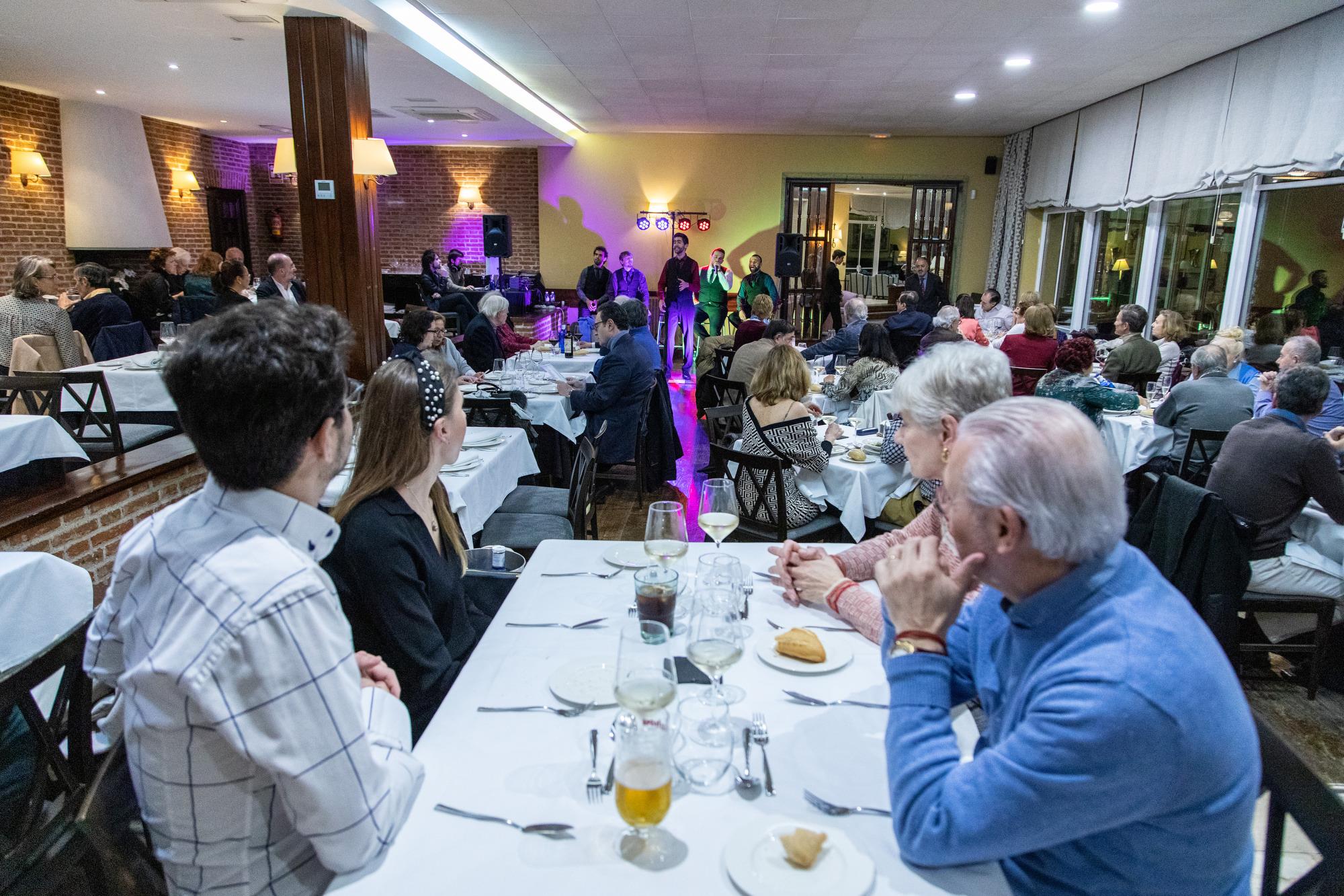 Galería de imágenes Cena-espectáculo Dimensión Vocal