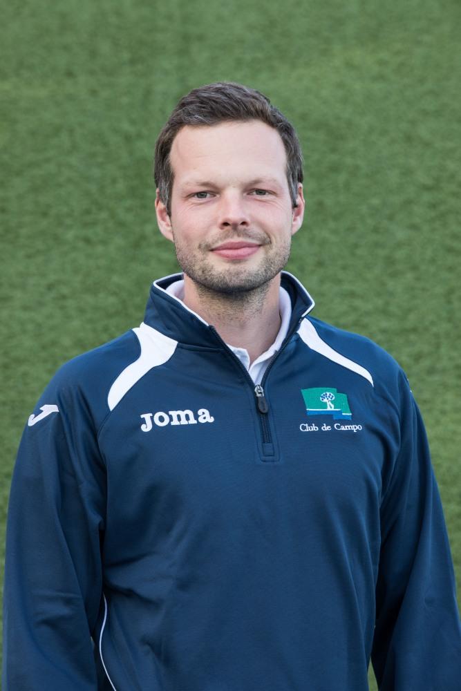 Adrian Kuhn, segundo entrenador