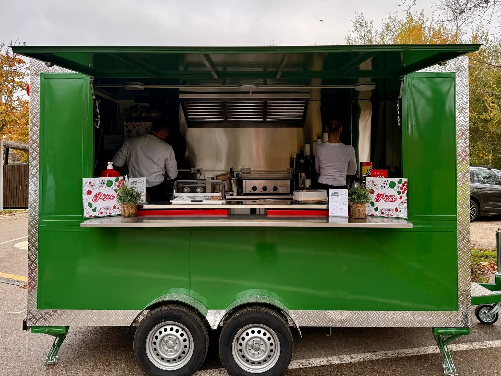 Food Truck de la zona de pádel.