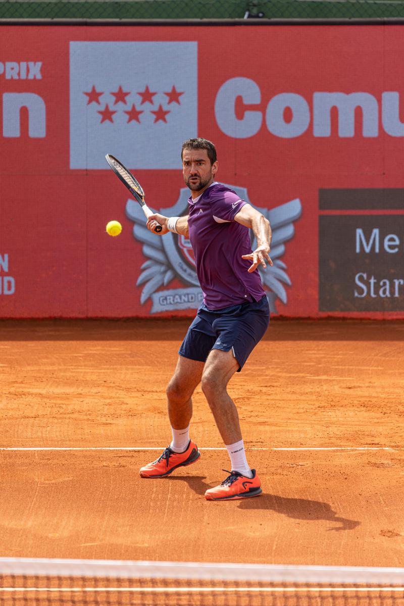 Marin Cilic golpea de derechas.