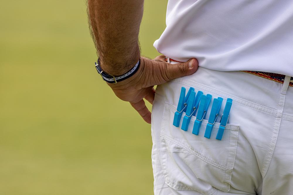 Detalle de las pinzas de un participante en el Open.