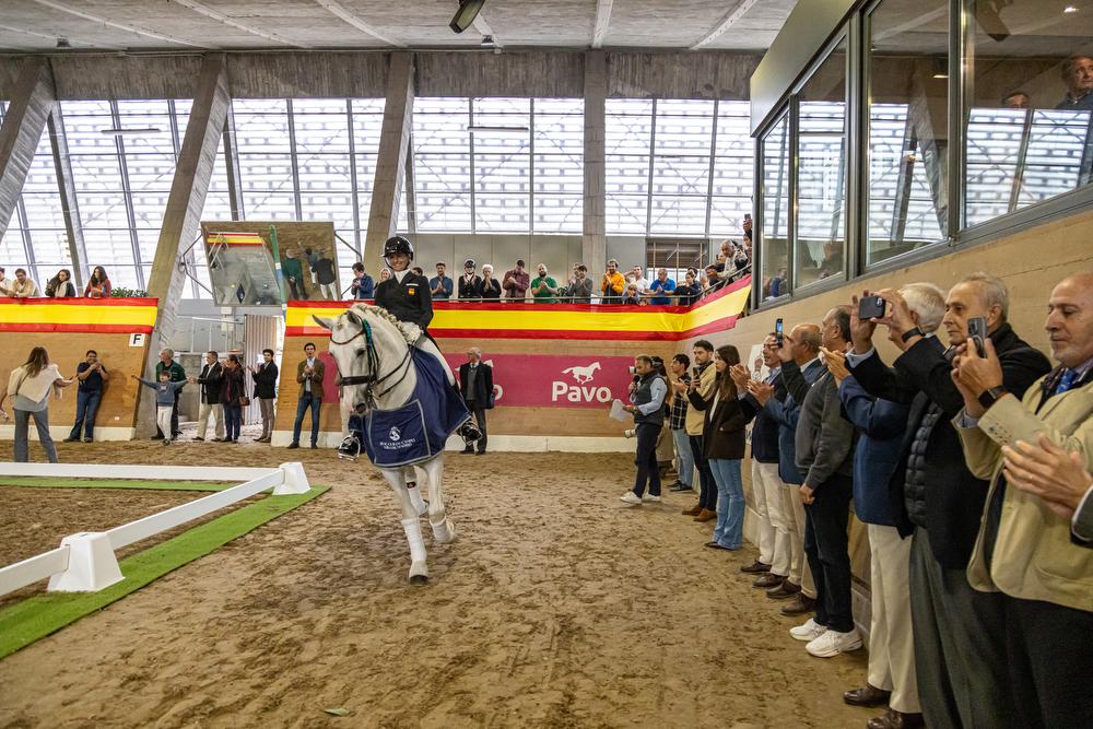Vuelta de honor de la campeona.