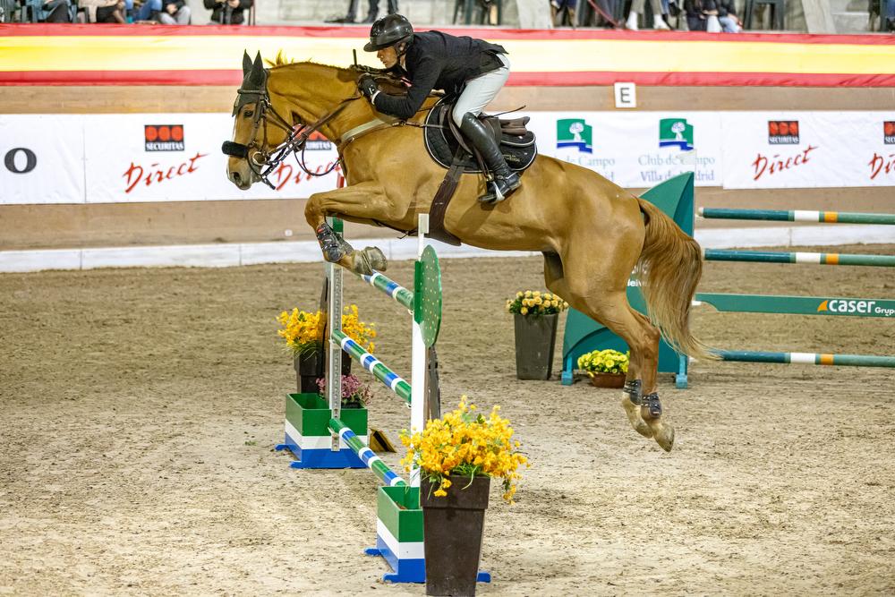El binomio Eduardo Álvarez Aznar y Gibraltar Villa Rose, en acción.
