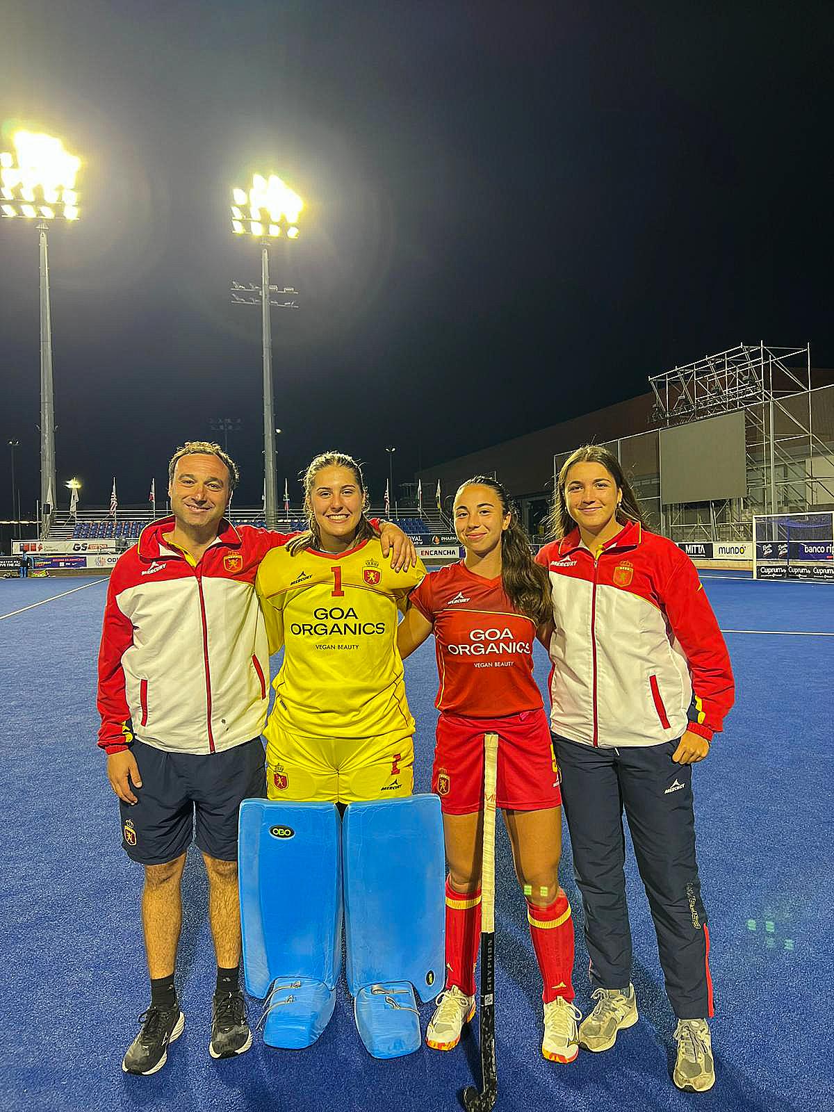 De izda. a dcha: Alejandro Iglesias, Carlota Álvarez, Carlota González y Alejandra del Real.