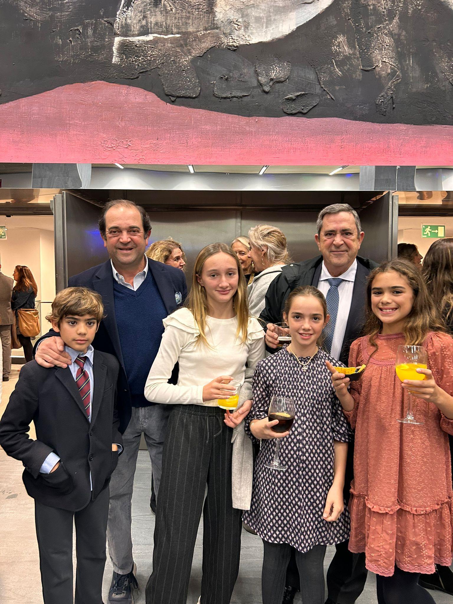 El equipo RCCVM de ponis, con nuestro director de Deportes, Jesús Barrera (2º izda.).