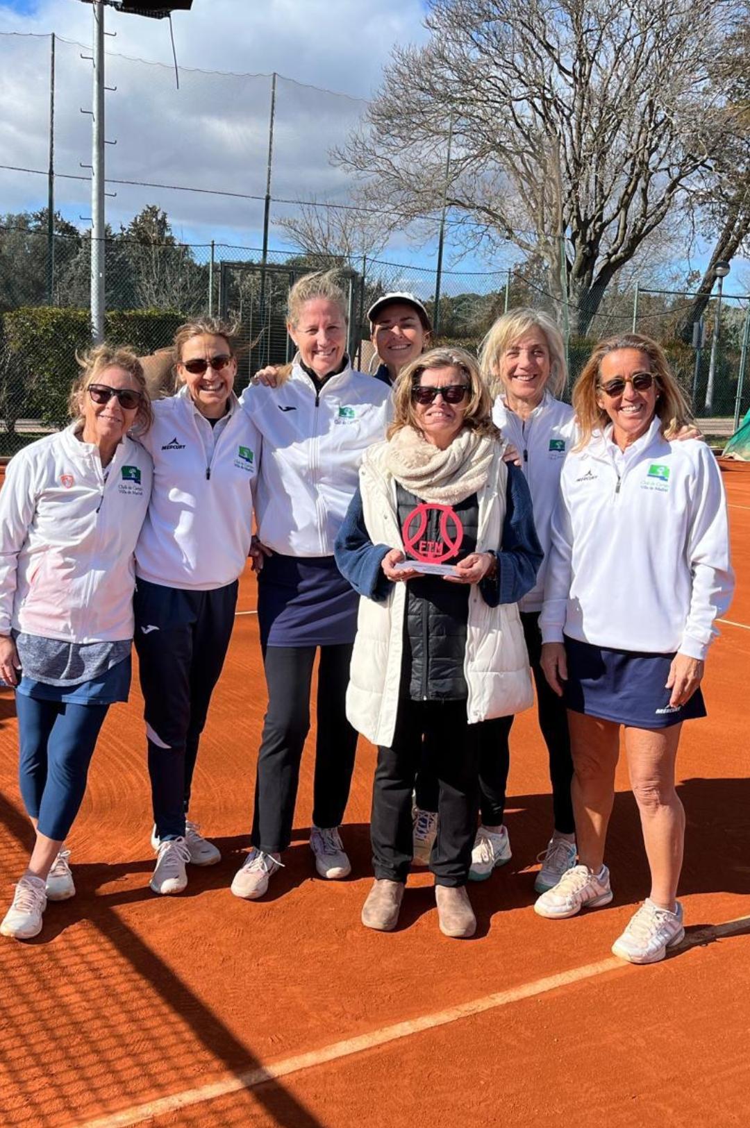 Conjunto RCCVM +55 subcampeón de Madrid.