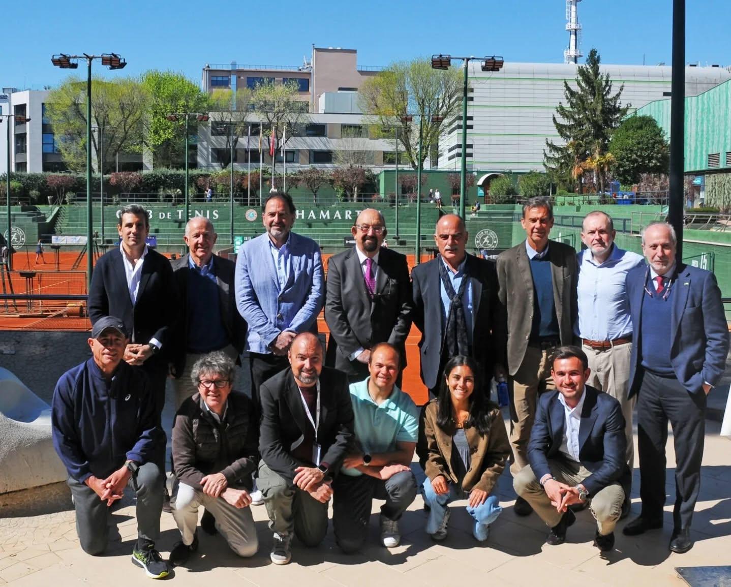 Representantes de los clubes madrileños que acogerán torneos de tenis internacionales en 2026. 