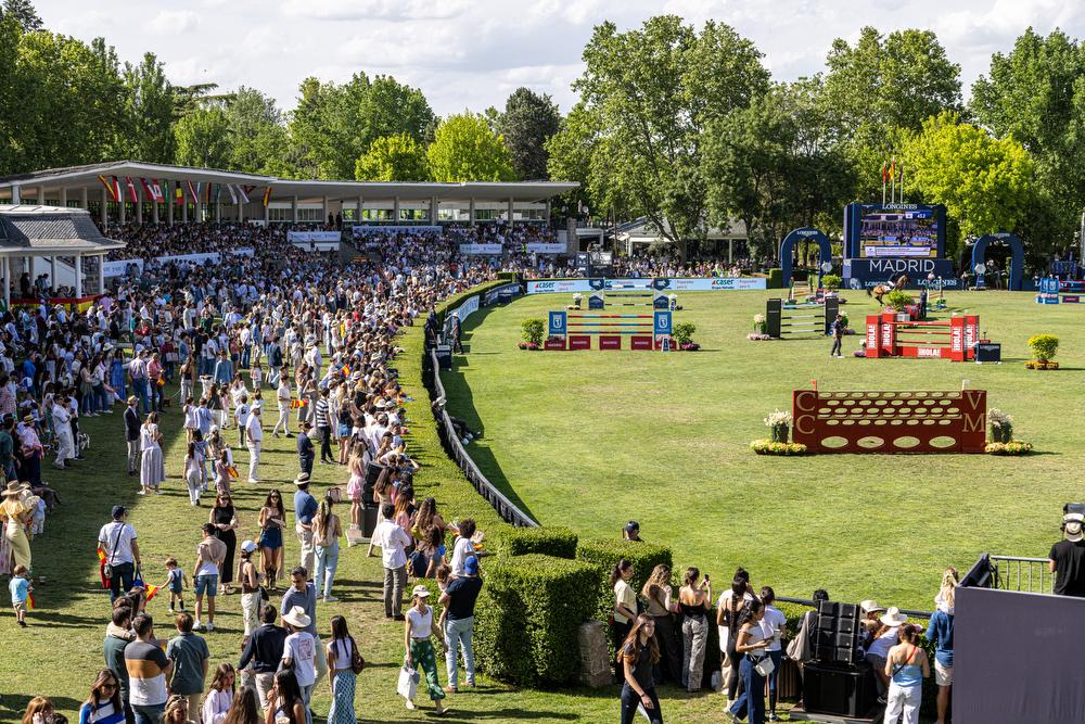 Público disfrutando del 114º CSI Madrid 2025 en la Pista Verde. Foto: Miguel Ángel Ros / RCCVM