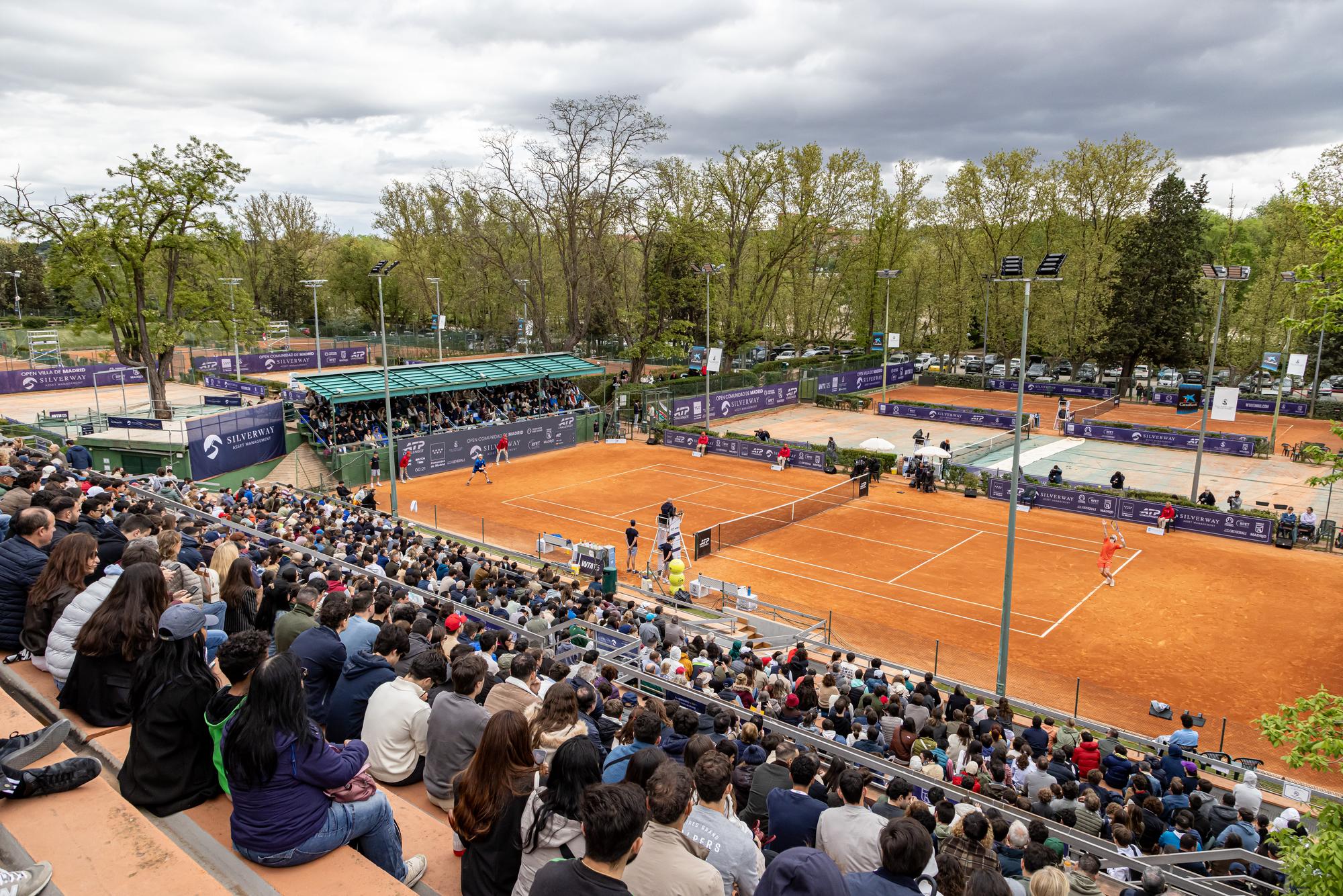La pista central RCCVM, llena durante la disputa de la final masculina. Foto: Miguel Ángel Ros / RCCVM