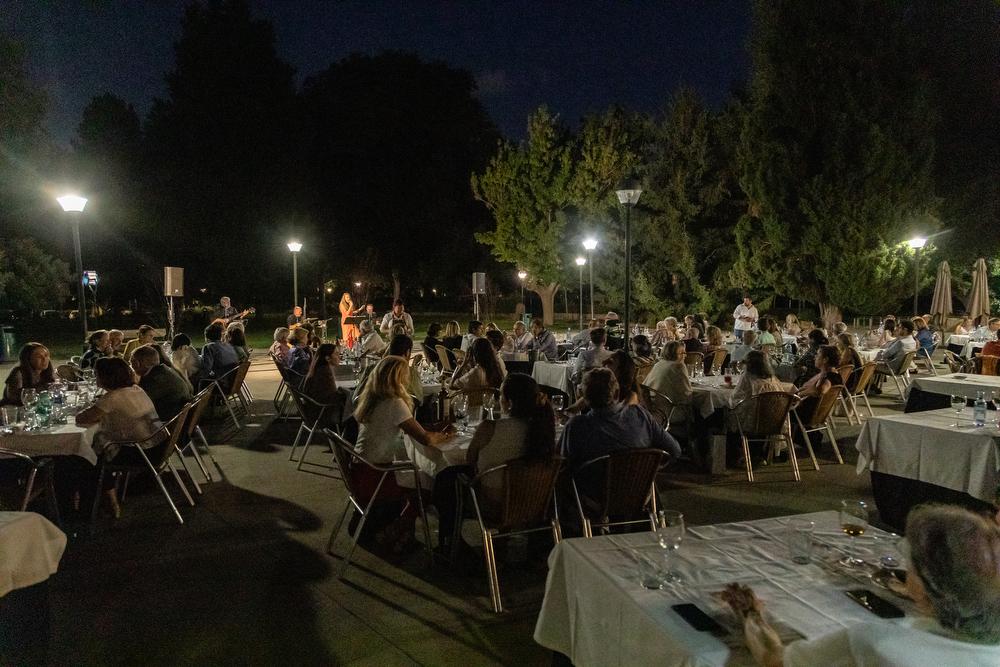 Cena en la terraza de La Raquette (Chalet de Tenis).