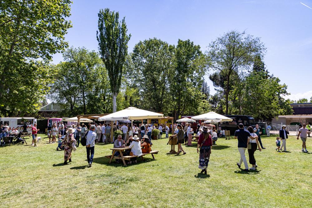 Zona de food trucks del evento.