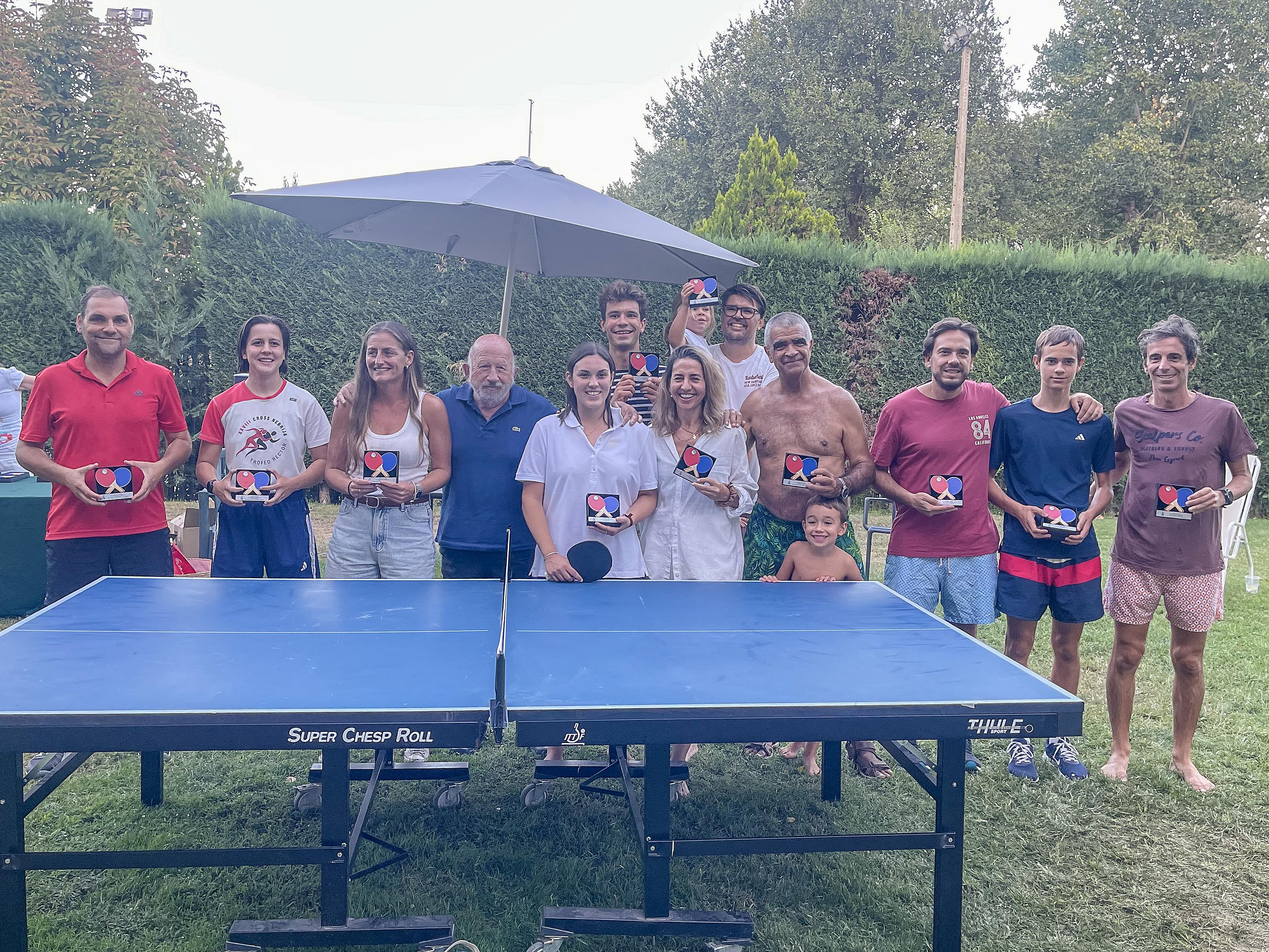 Entrega de premios de los Campeonatos de Tenis de Mesa 2026.
